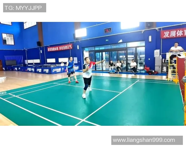 黄军独家分享羽毛球技巧与心得助你提升竞技水平与乐趣